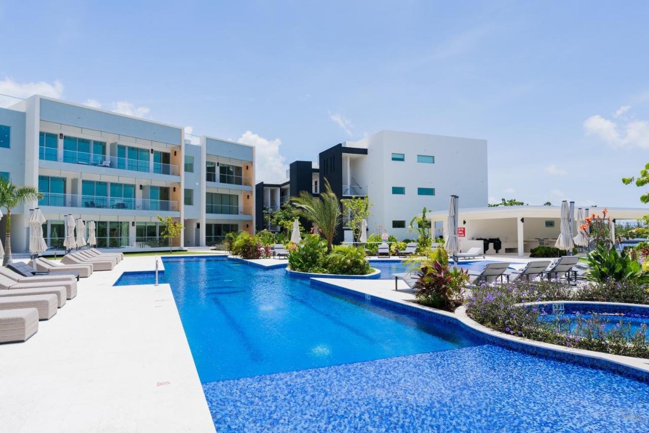One Canal Point George Town Ngoại thất bức ảnh