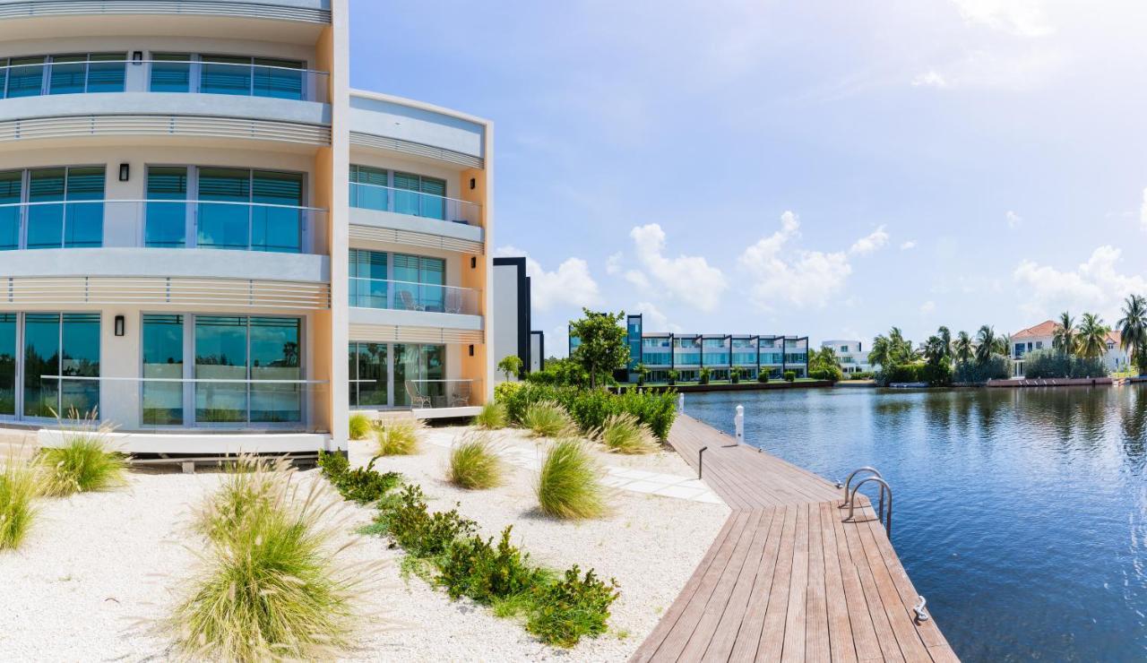 One Canal Point George Town Ngoại thất bức ảnh