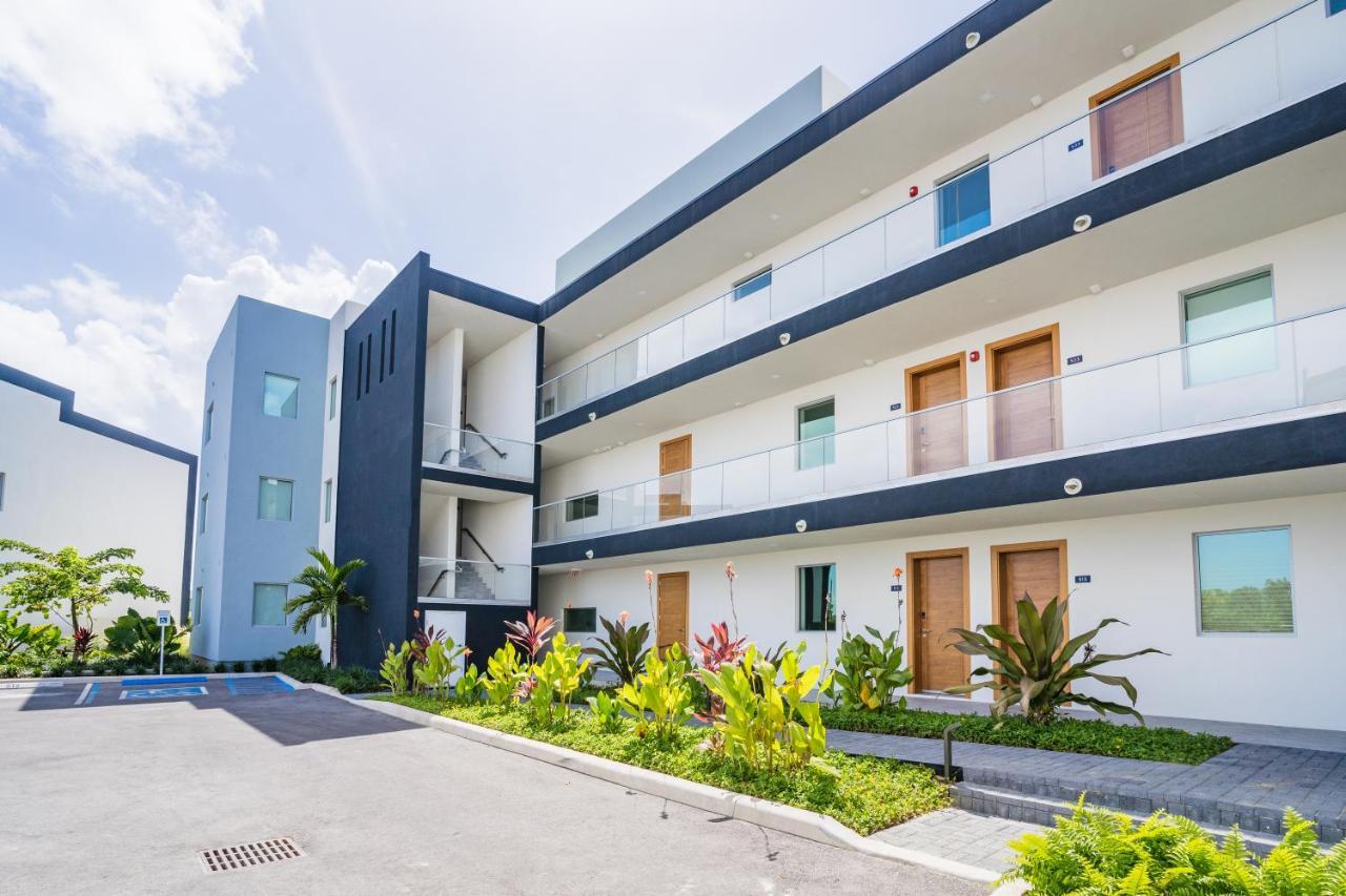 One Canal Point George Town Ngoại thất bức ảnh