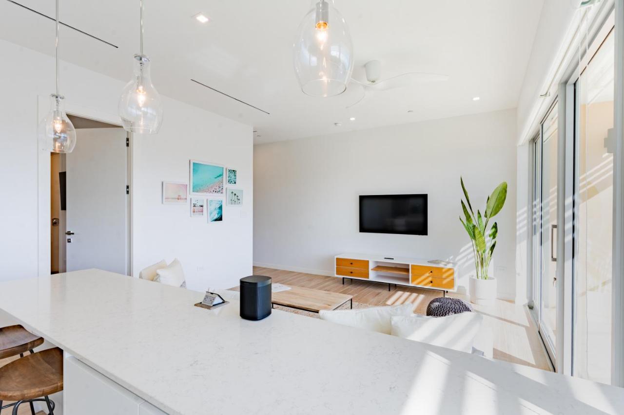 One Canal Point George Town Ngoại thất bức ảnh