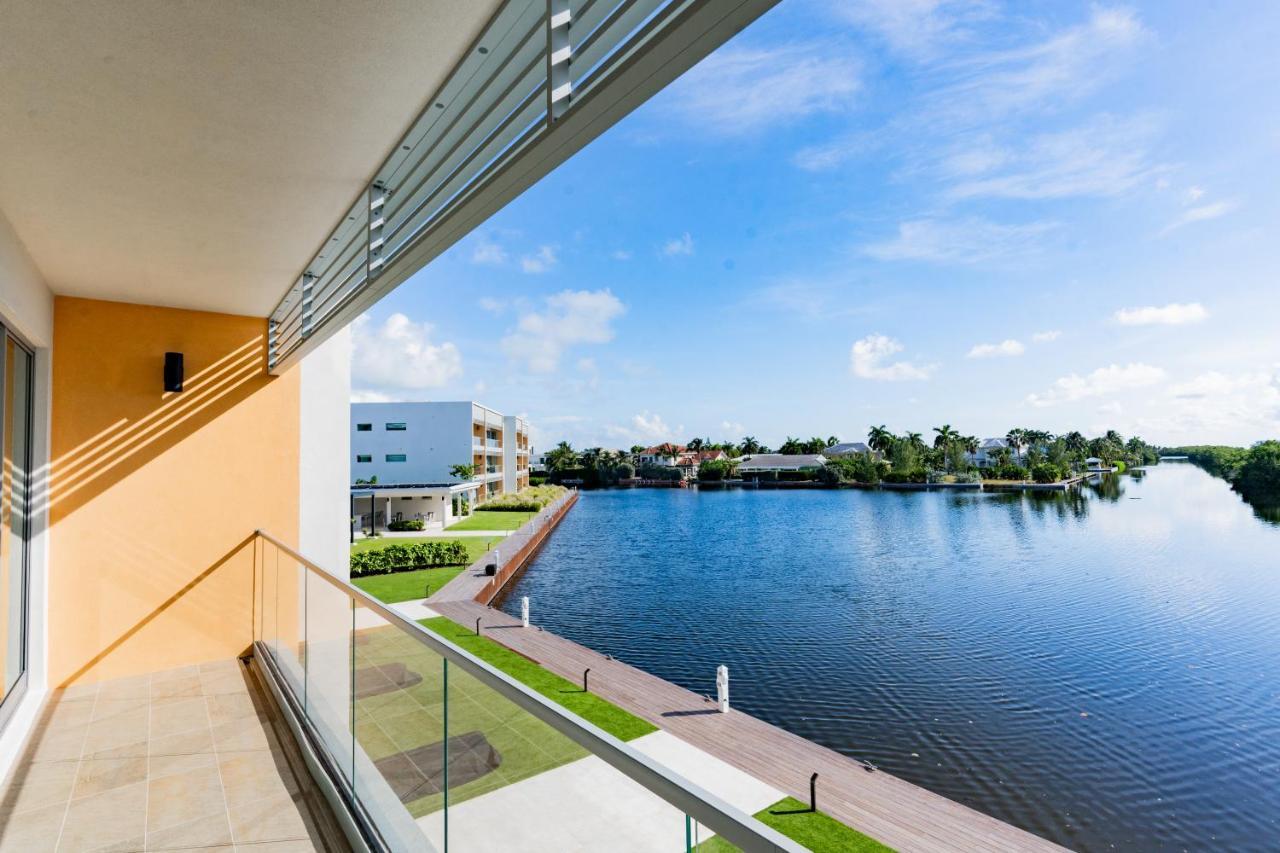 One Canal Point George Town Ngoại thất bức ảnh