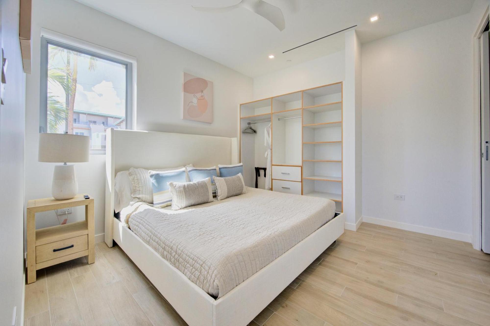 One Canal Point George Town Ngoại thất bức ảnh